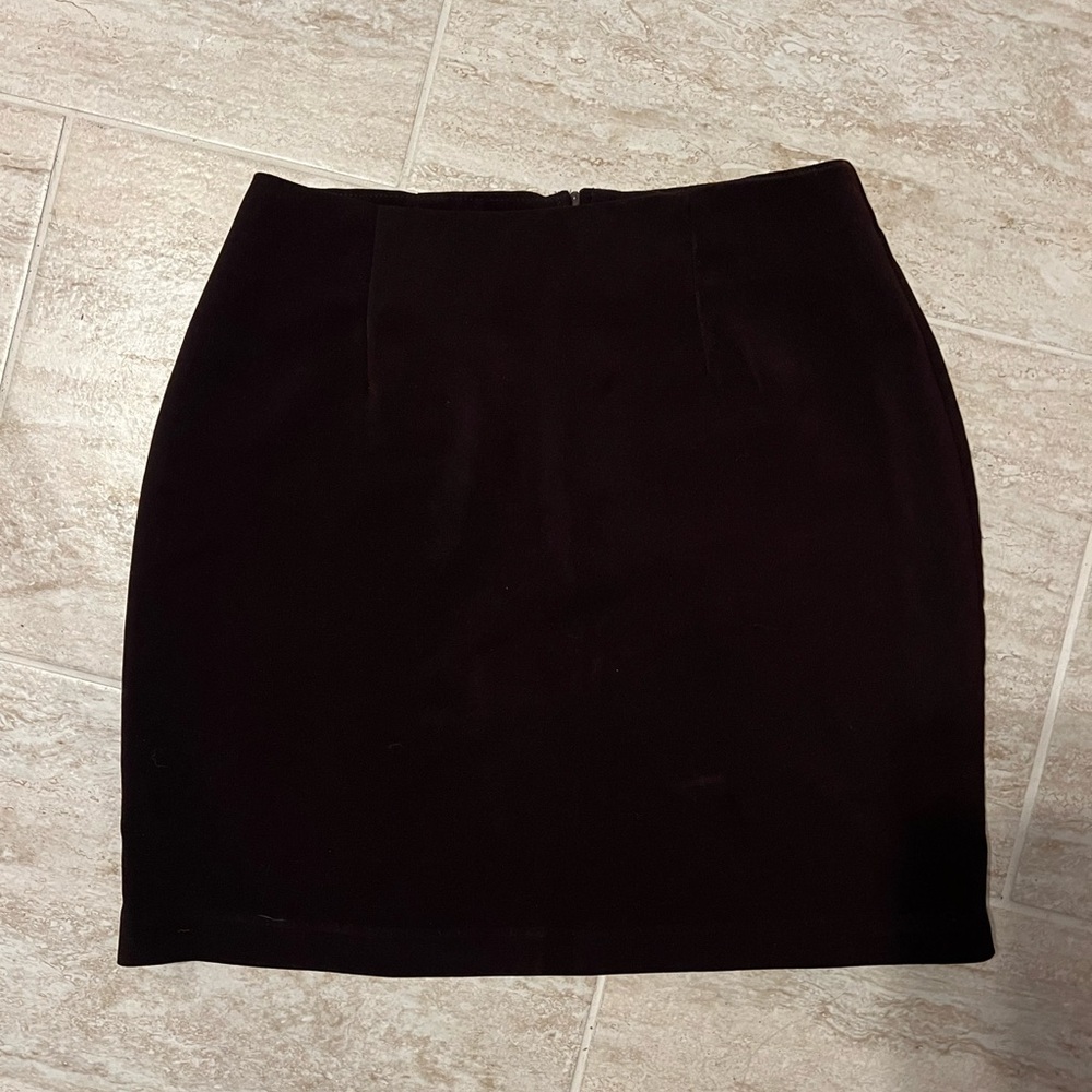 Brown work skirt 100% polyester